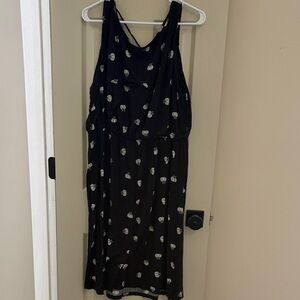 Elegant Black and White Patterned Dress